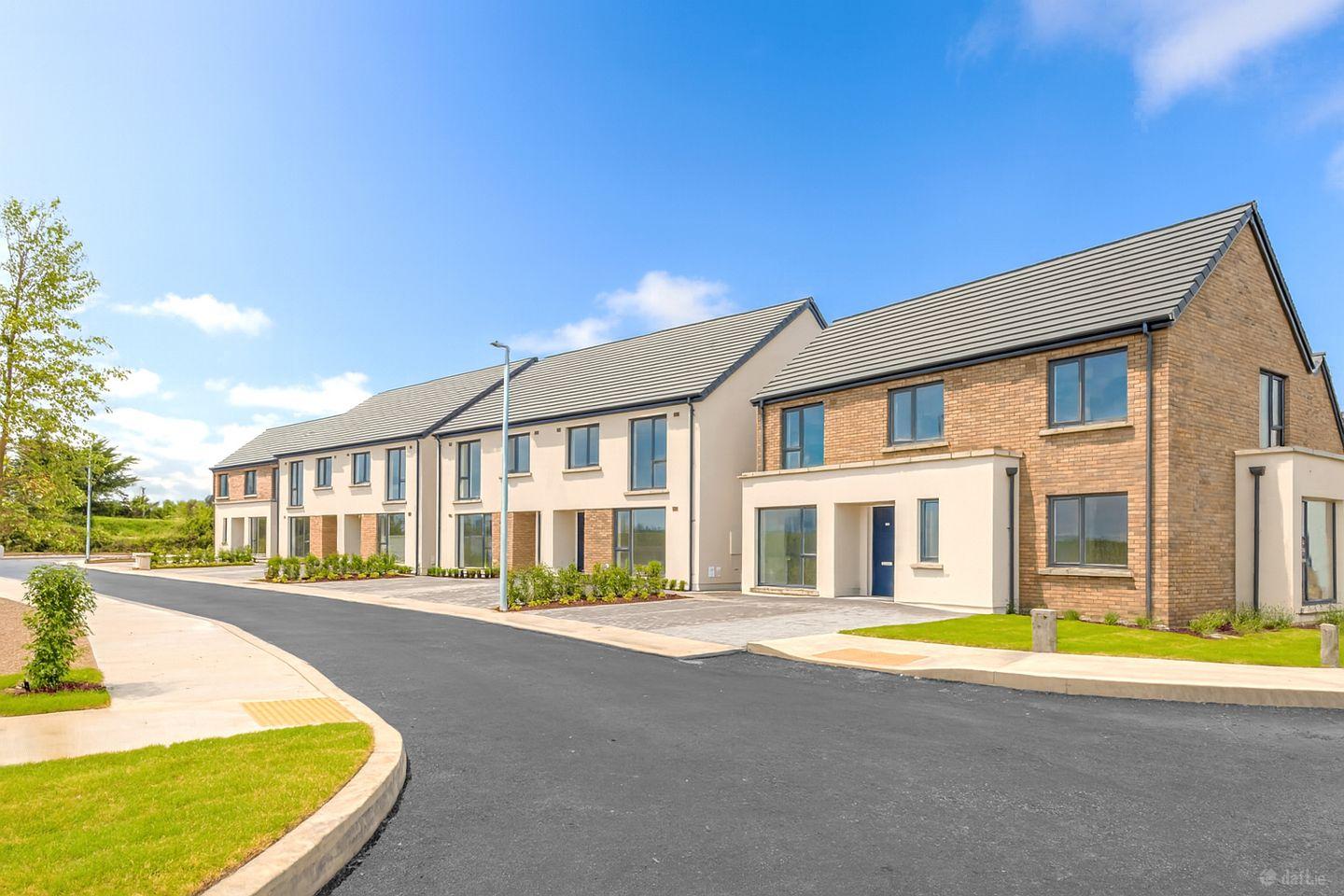 Laois Scaffolding_Ballymakenny New Builds by Castlethorn